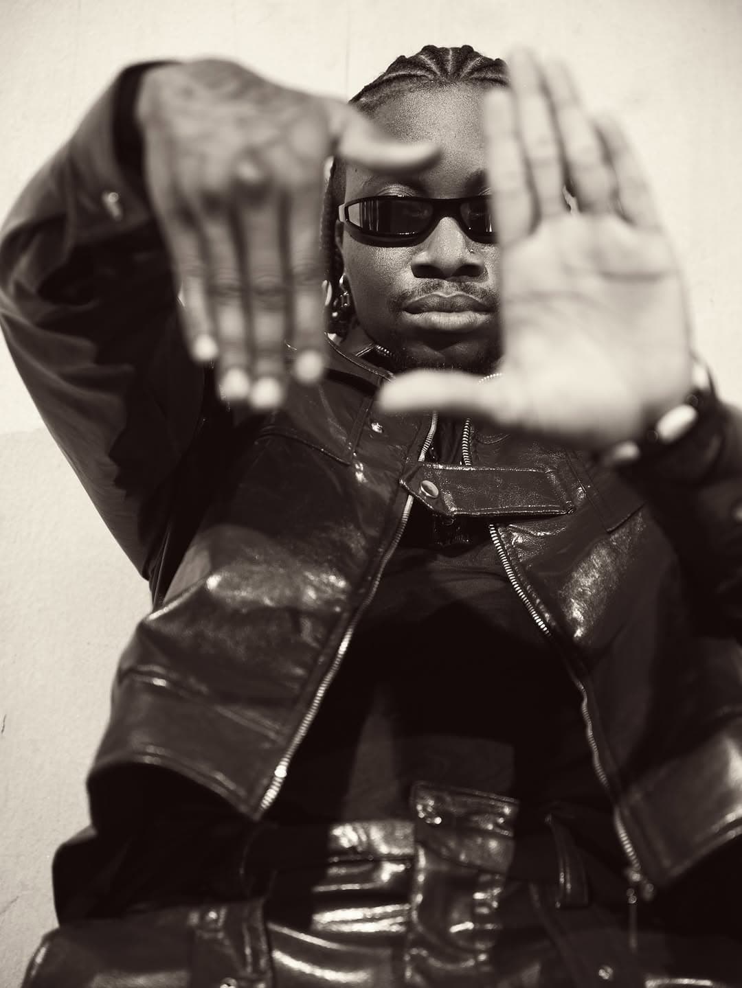 Cover image for: Vicky R & Oxlade _ Fala